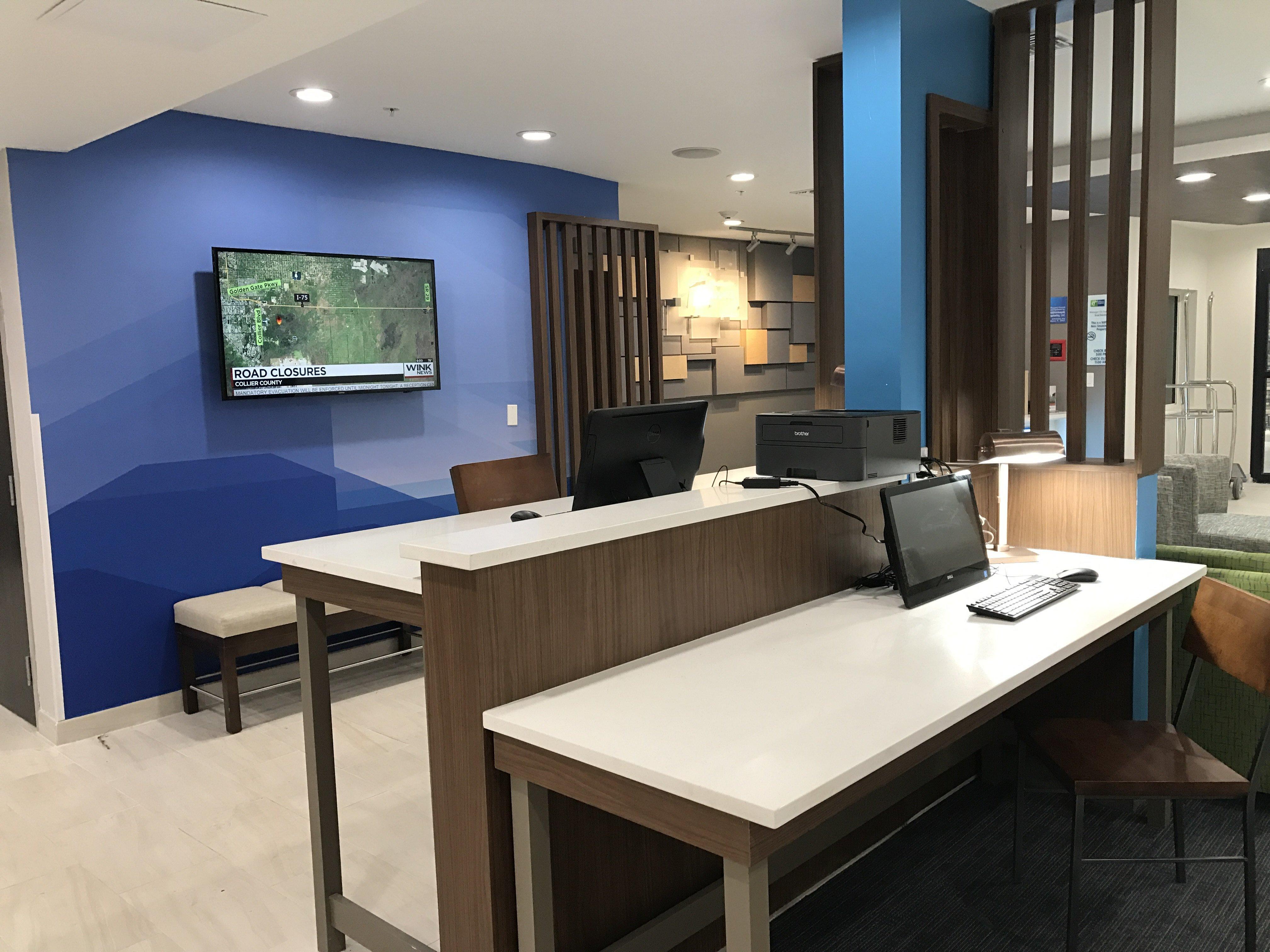 Holiday Inn Express - Naples South - I-75 By Ihg Golden Gate Exterior foto